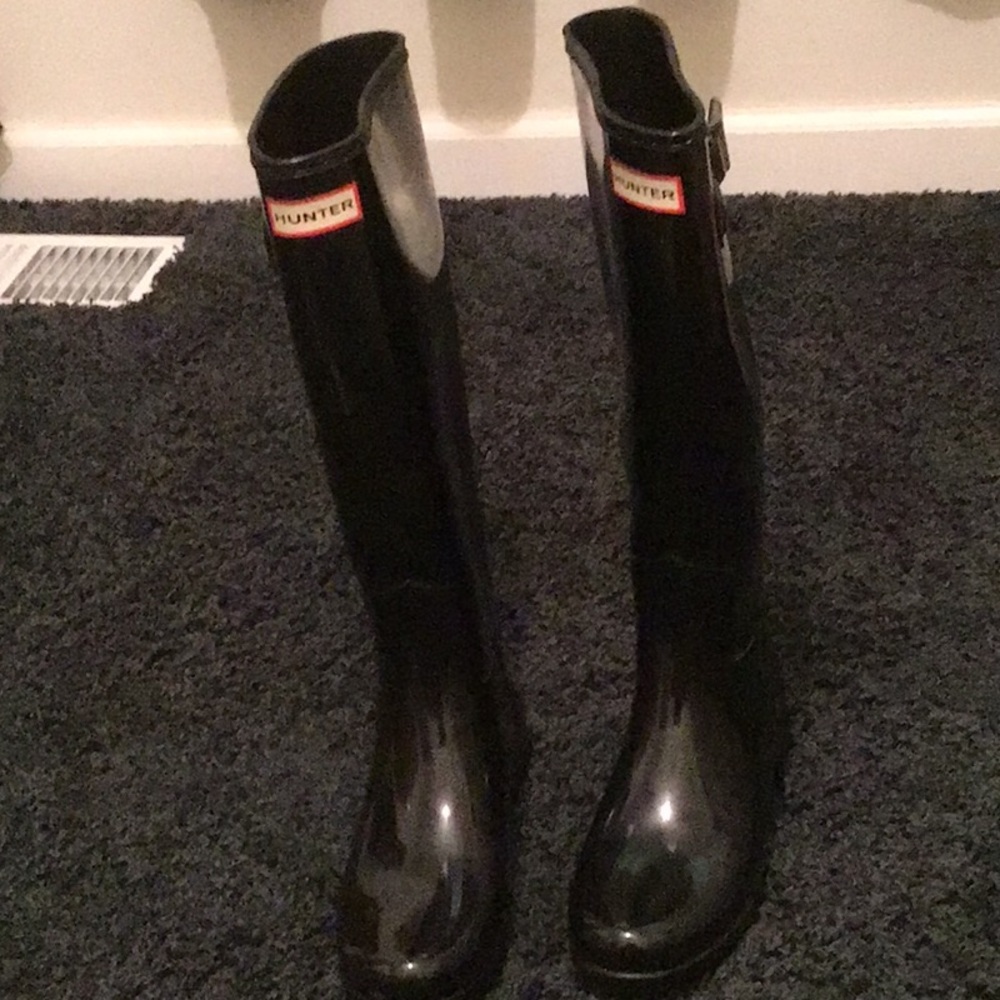Hunter Glossy Black Rain Boots